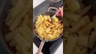 Spicy Rigatoni 👇🏼 recipe below Ingredients 1lb rigatoni 2 Tablespoons Olive oil 12 yellow [upl. by Droffig]