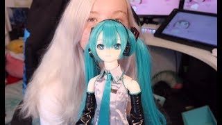 1000 Hatsune Miku Doll unboxing [upl. by Peednam]