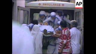 INDIA CALCUTTA MOTHER TERESA RELEASED FROM HOSPITAL [upl. by Aisset825]