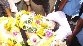 Reema Lagoo Funeral Full Video  Last Moments  Death Video  Dainik Savera [upl. by Chastity]