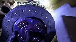 Suzuki Clutch Job Part 2 Component Replacement [upl. by Nirred319]