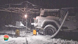 SNOW STORM 40 MILES INTO THE FOREST Jeep gladiator Ecodiesel [upl. by Sonafets]