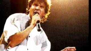 Daniel BALAVOINE  Le Chanteur LIVE 1984 FRENCH ROCK [upl. by Drageruaeb885]