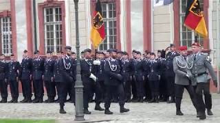 Teil 411 Gelöbnis 13062018 Bruchsal Vorziehen der Truppenfahne [upl. by Ydne]