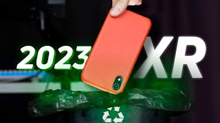 iPhone XR в 2023 МОЖНО ВЫБРАСЫВАТЬ [upl. by Anelys]