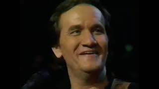 You cant rollerskate in a buffalo herd  Chugalug  Roger Miller live in 1983 [upl. by Odirfliw712]