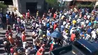 Yaracuy  Habitantes de Urachiche hacen protesta espontánea por crisis de servicios [upl. by Rock]