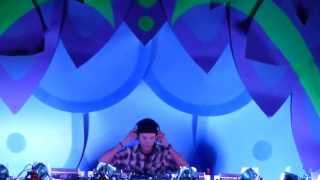 Avicii live  EDC Las Vegas 2013 INTRO Wake Me Up ft Aloe Blacc HD 1080p [upl. by Aicargatla19]