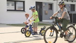 Kindersicherheit auf dem Fahrrad [upl. by Austina403]