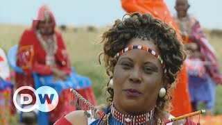 Beads tell stories of Maasai culture in Kenya  DW English [upl. by Adniral]