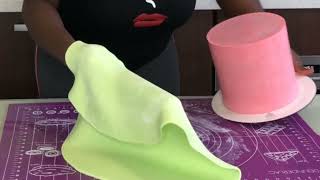 HOW TO COVER A FONDANT CAKE FOR BEGINNERS WITHOUT CRACKS OR TEARS [upl. by Bert]