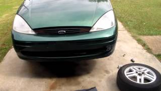 Diagnosing a Ford Focus front end noise [upl. by Jefferey]