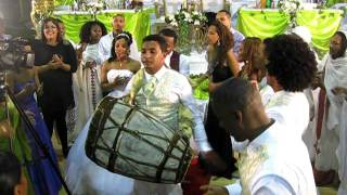 Ethiopian Orthodox Wedding 5  the Groom Sings [upl. by Bihas888]