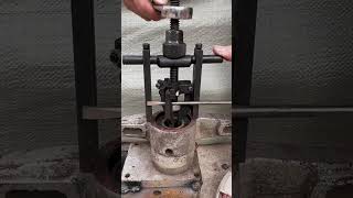 Mastering Internal Bearing Pullers Tool Review amp HowTo Guide tools [upl. by Calva]