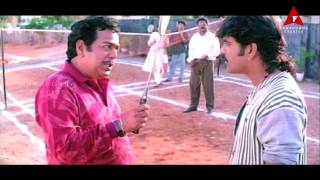 Nagarjuna Funny Dance  Ninne Pelladata Movie  Nagarjuna Tabu [upl. by Yendic828]