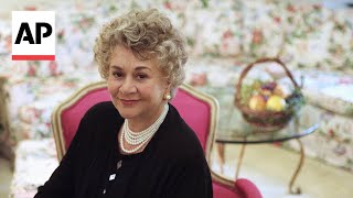 Dame Joan Plowrights LEGENDARY Life in the Spotlight [upl. by Ydroj]