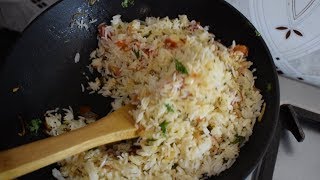 5 मिनट में बचे हुए चावल से बनाये टेस्टी रेसिपी delicious leftover rice recipe  fried rice [upl. by Aronal]