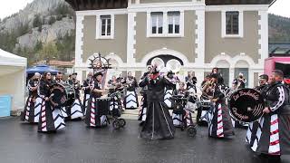 Les Endiables Courtepin 2242023 Fasnacht Carnavallon du Val de Travers [upl. by Fishback]