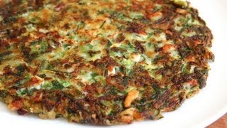 Korean style vegetable pancake quotyachaejeonquot [upl. by Purse]