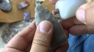 101  29 Beginner Flintknapping  Stone Arrowhead for Hunting [upl. by Whallon123]