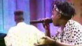 De La Soul  Me Myself and I live Arsenio Hall show 1989 [upl. by Thgiwed]