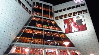 Doota Doosan Tower Shopping Mall at Dongdaemun Market in Seoul South Korea [upl. by Lempres51]