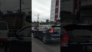 Lalu Lintas Depan Situ Ciburuy Padalarang Bandung Barat Senin 522024 [upl. by Nannek]