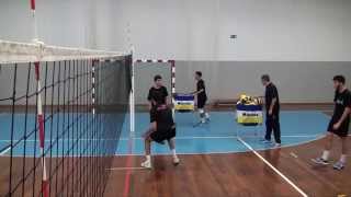 VOLEIBOL DICAS TREINO  Iniciação ataque rápido [upl. by Demha]