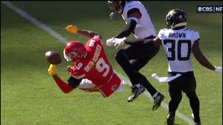 Juju SmithSchuster SCARY INJURY after MONSTER hit  Chiefs vs Jaguars Week NFL 10 Highlights [upl. by Mohn921]