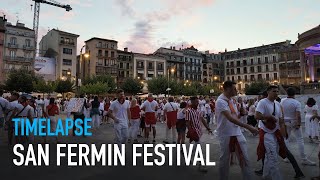 San Fermin Festival in the Plaza De Castillo  Pamplona Timelapse at Dusk [upl. by Feliza]