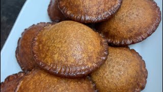 How to make Pua Pitha Handesh teler pitha recipe Sayema’s Cooking Channel [upl. by Selohcin]