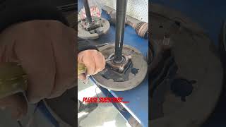 How to remove an Axle Bearing Circlip without Special Tools shorts safetyfirst 2022 hilux [upl. by Katee]