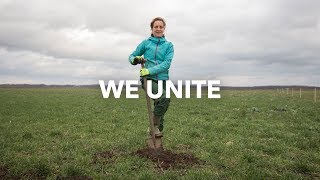 DE WeUnite  Meet Carlo Horn amp Hanna Erz organic farmers from Germany [upl. by Anicul]