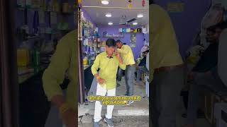 कटिंग की दुकान पर पहला नंबर लगाने का आईडिया तो देखो🤣  Comedy video ytshortsindia comedyshorts [upl. by Basilio529]