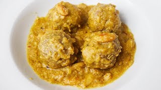 Albóndigas en salsa de almendras [upl. by Rolfe]