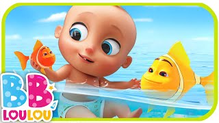 🐟 Les Petits Poissons Dans lEau  Comptines à gestes pour les bébés  BB LouLou [upl. by Tabb]