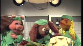 The Muppet Show Veterinarians Hospital  Telephone [upl. by Ellehcal]