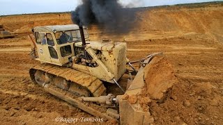 Specialvideo Caterpillar CAT D9G in action [upl. by Pasol]