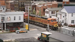 BNSF and NS Trains Running on Will County Model Railroad Club Layout 111520 [upl. by Yeargain]