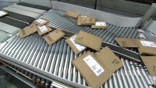 Automatic Parcel Singulator [upl. by Ahtram]