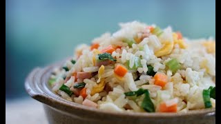 火腿炒饭加鸡蛋 Easy Ham Fried Rice Recipe with Egg 方便简单 火腿肠常用菜谱 炒饭中的佼佼者 Best Ham Fried Rice Ever [upl. by Eiruam748]