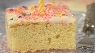 Vanilla Sheet Cake Recipe Demonstration  Joyofbakingcom [upl. by Aurita]