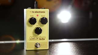 TC Electronic Afterglow Chorus Effect Pedal [upl. by Gilligan]