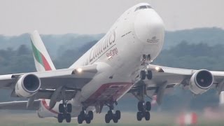 Boeing 747 vs Antonov An124 [upl. by Knick]