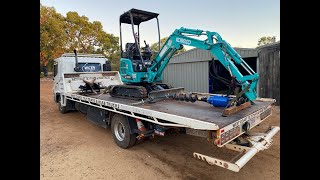 Unpack and test Auger Torque X2500 Earth Drill auger on Kobelco SK17SR [upl. by Gracia]