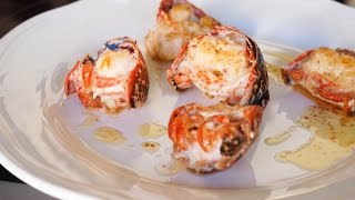 Médaillons de homard sautés au beurre moussant [upl. by Inah]