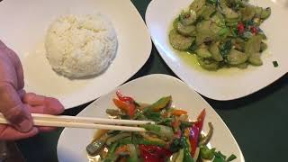 Hmong Farming Recipes Stirfried Cucuzza and Bell Pepper dish VEGAN [upl. by Karim]