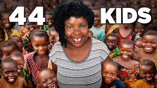 This Lady Gave Birth to 44 Children World Record [upl. by Covell]