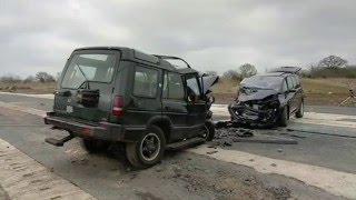 Fifth Gear Crash Test Land Rover Discovery vs Renault Espace [upl. by Novoj]