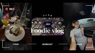 workout shenanigansfoodie vlog doggy got sick 😔 [upl. by Eelrahs]